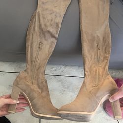 Suede  thigh-high Boots 