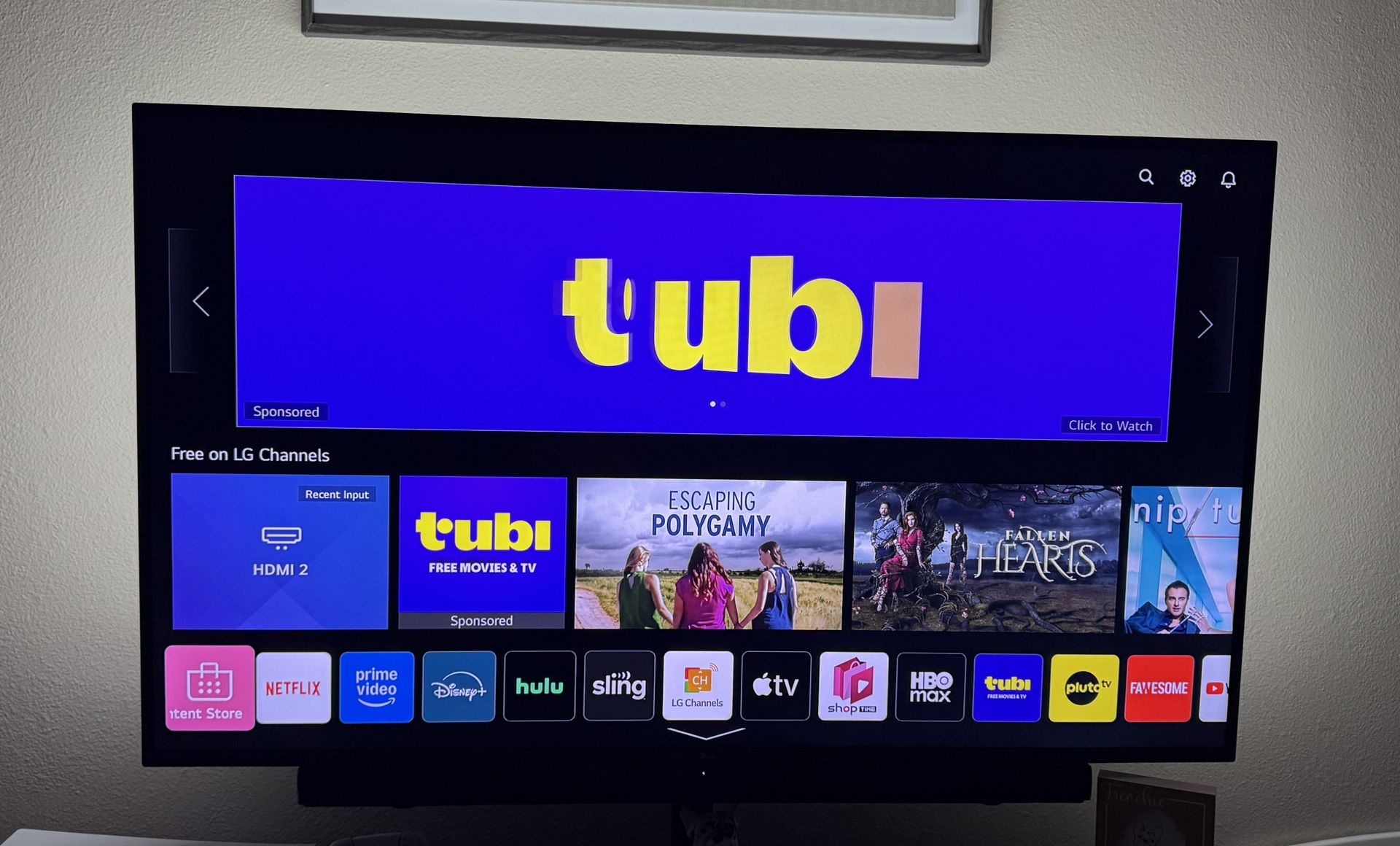65” LG UHD Smart Tv