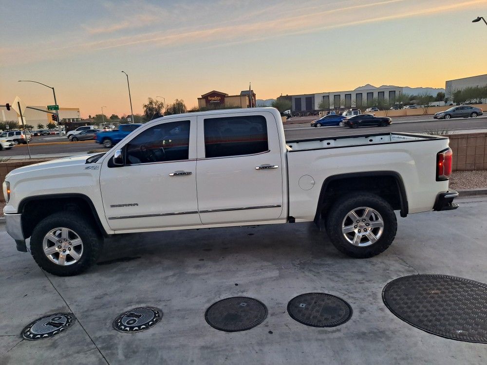 2016 GMC Sierra