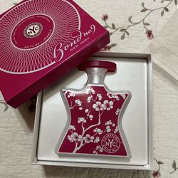 Bomd no 9  brand new, original in its box