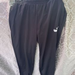 Puma Sweats Small