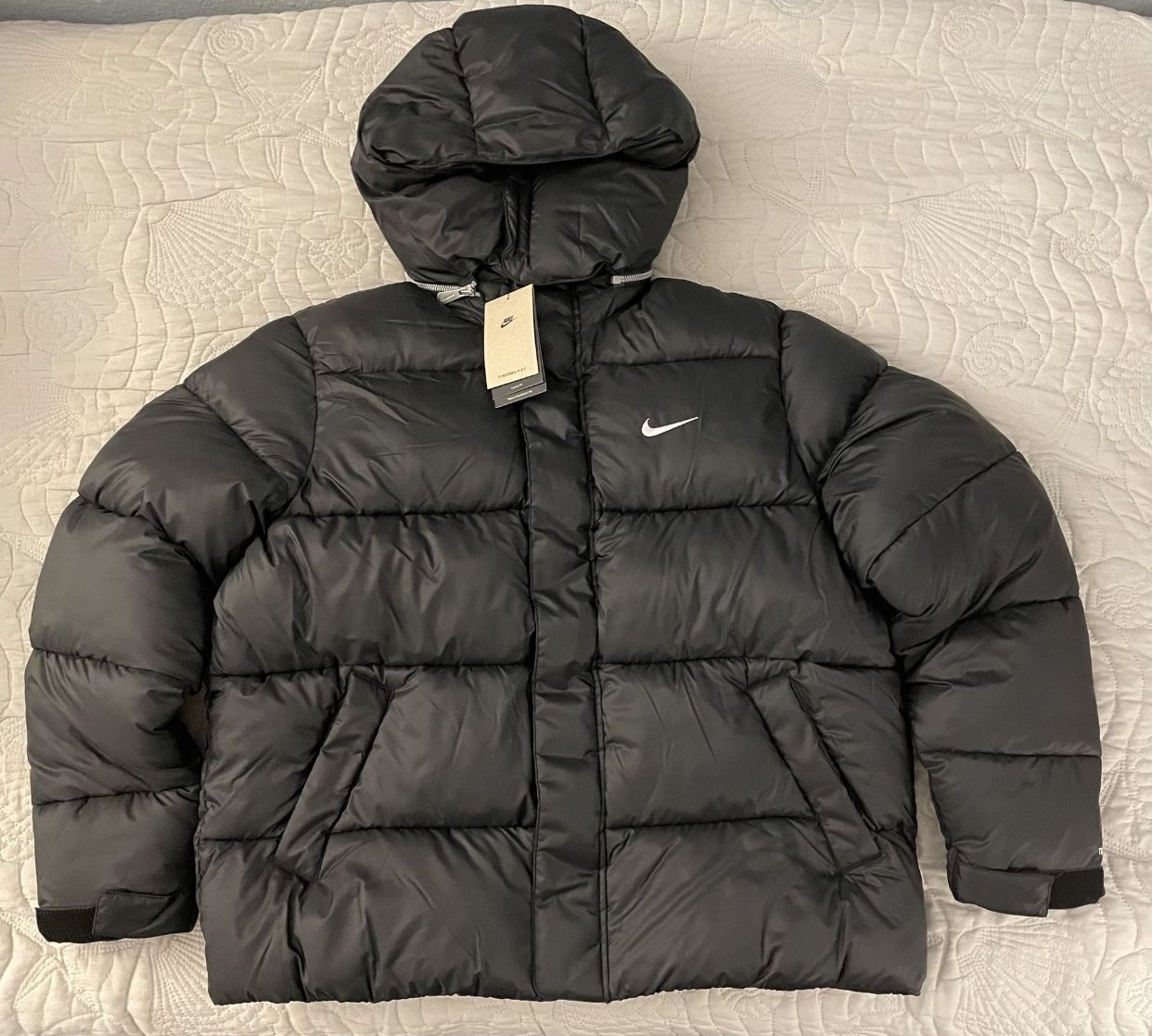 NIKE LIFE THERMA FIT PUFFER JACKET DQ4920-010, size L