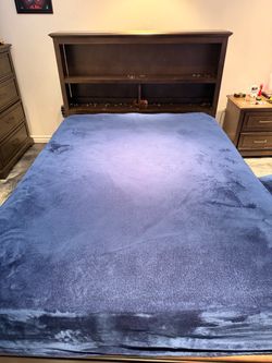 Full Size Bed Frame with 2 Drawers