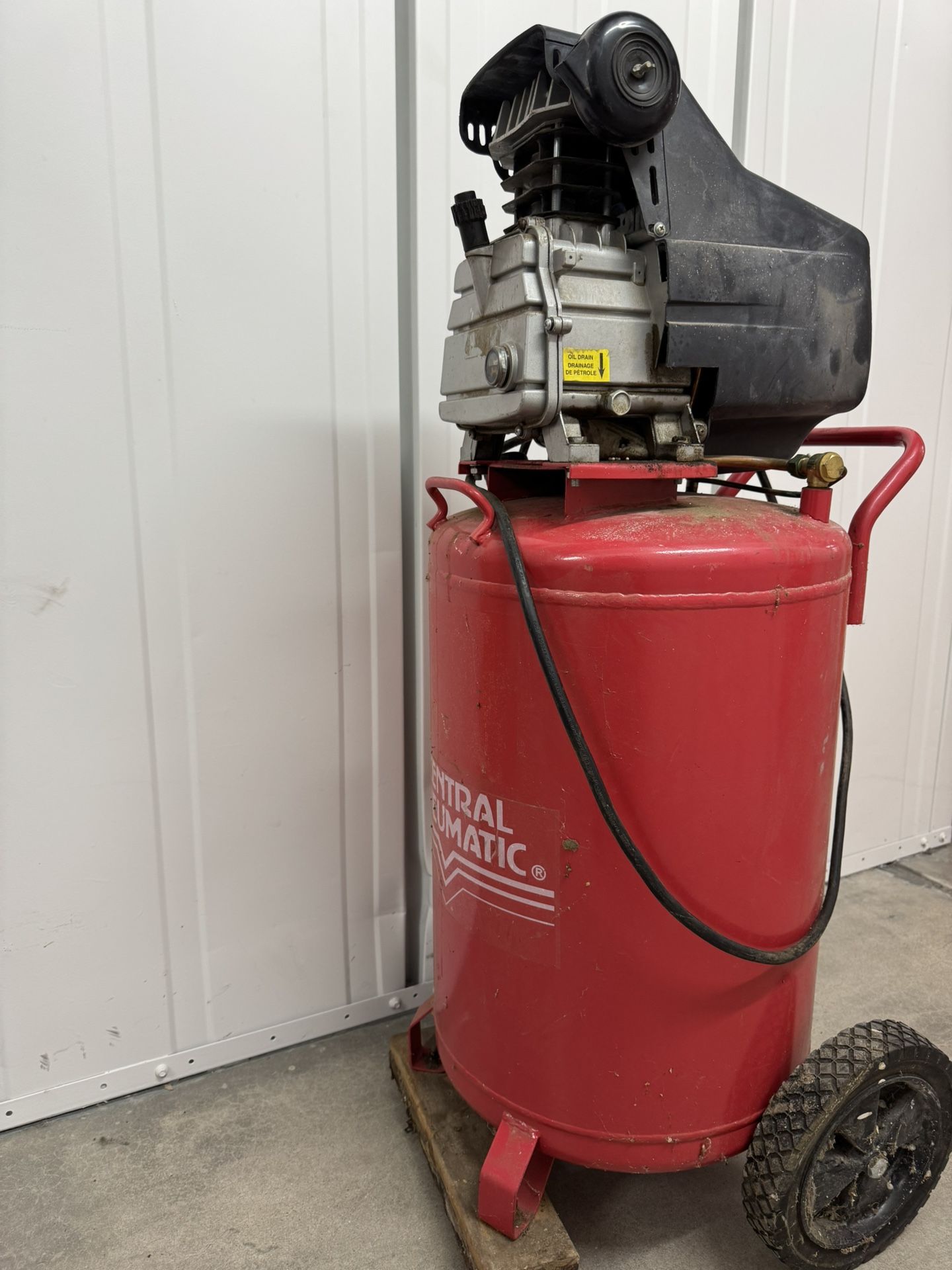 Air Compressor And Reel With Hose