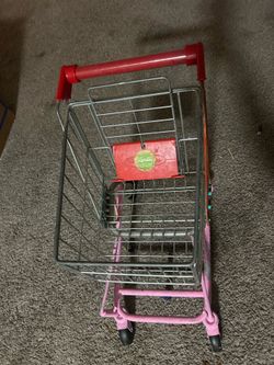 Melisa and Doug shopping cart