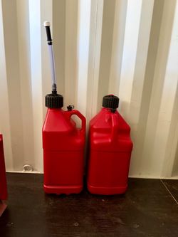 Utility/ fuel 6 Gal Jug