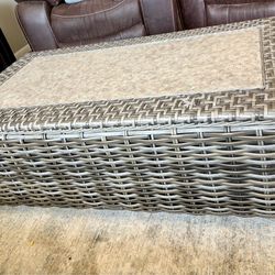 Beautiful wicker, patio coffee table
