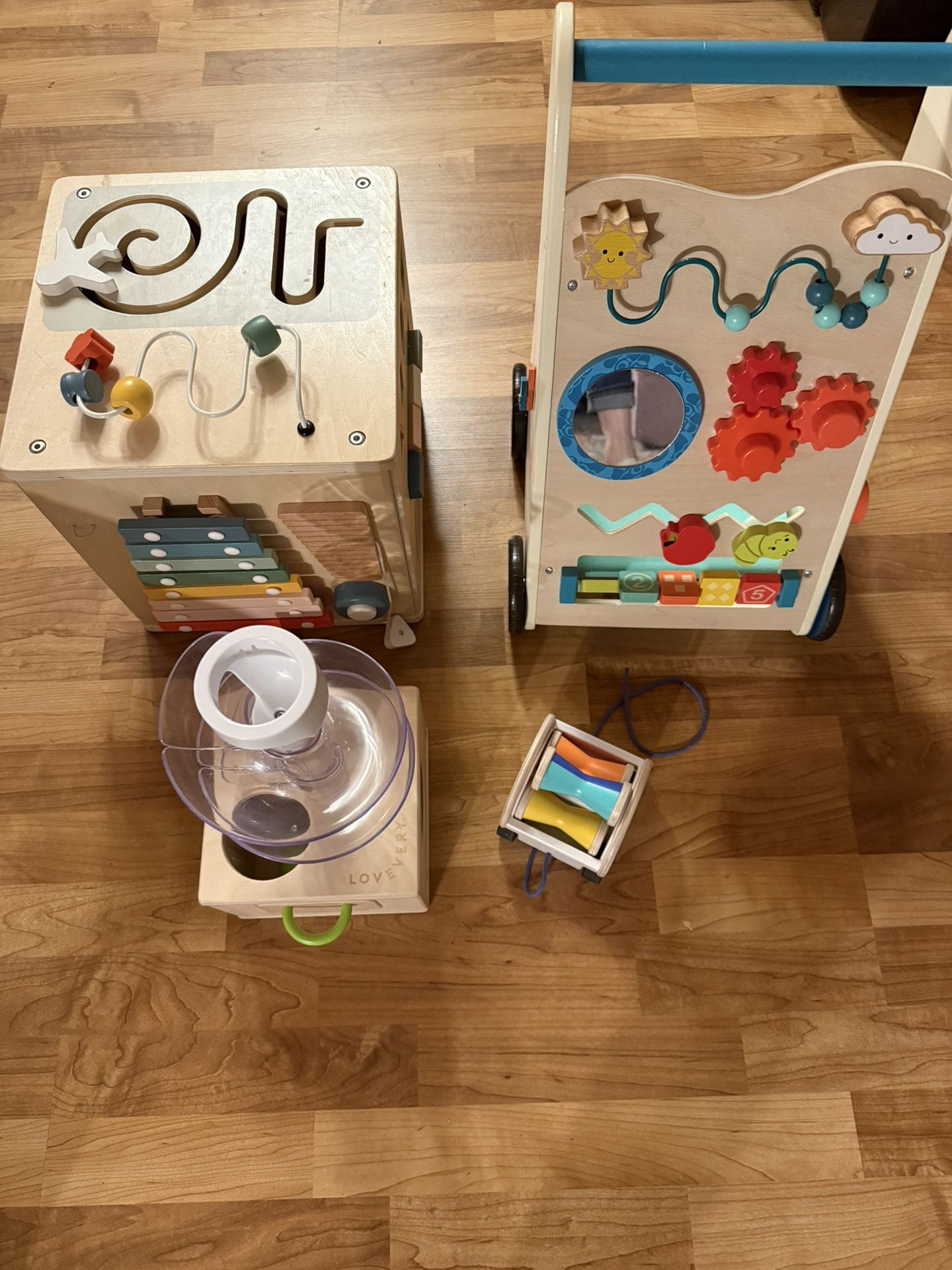 Baby / Toddler Toys (pusher, Activity Cube, Etc) 6-24mo