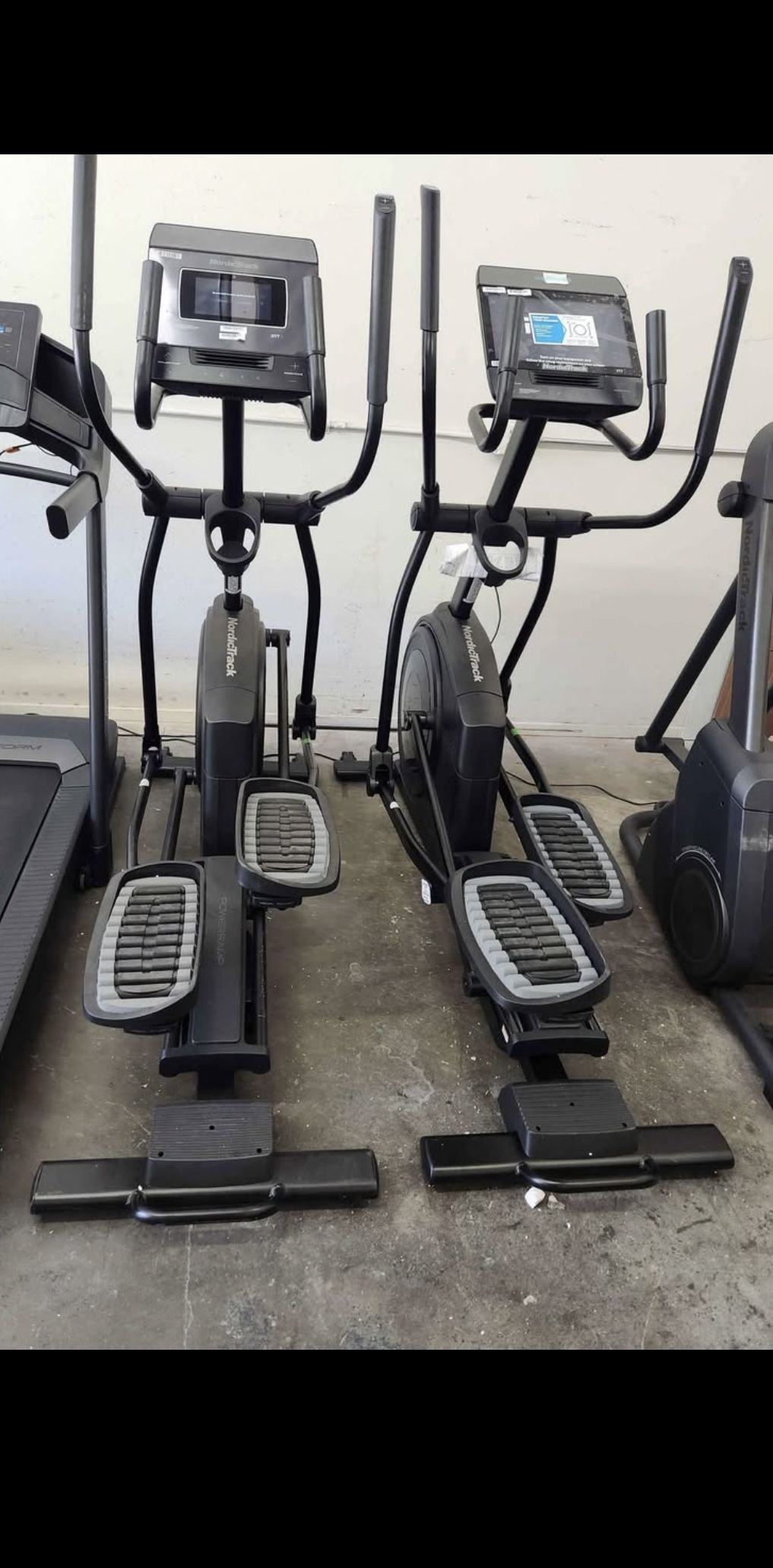 FULLERTON - Nordictrack Airglide Ellipticals - Airglide 7i (380$) and Airglide 14i (500$)