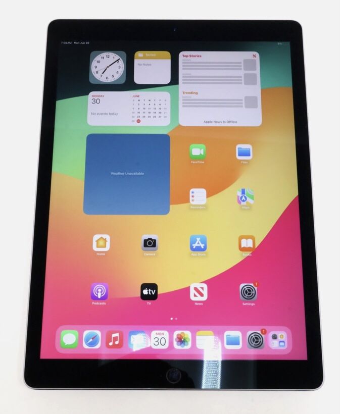 iPad 6 With Charging Cable