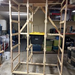 Tote Storage Unit