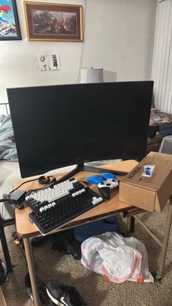 Curved Samsung 1440p Gaming Monitor