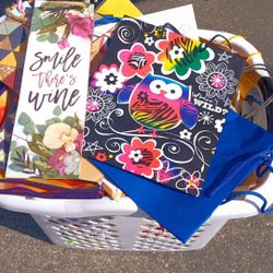 Gift Bags and Bows. NEW