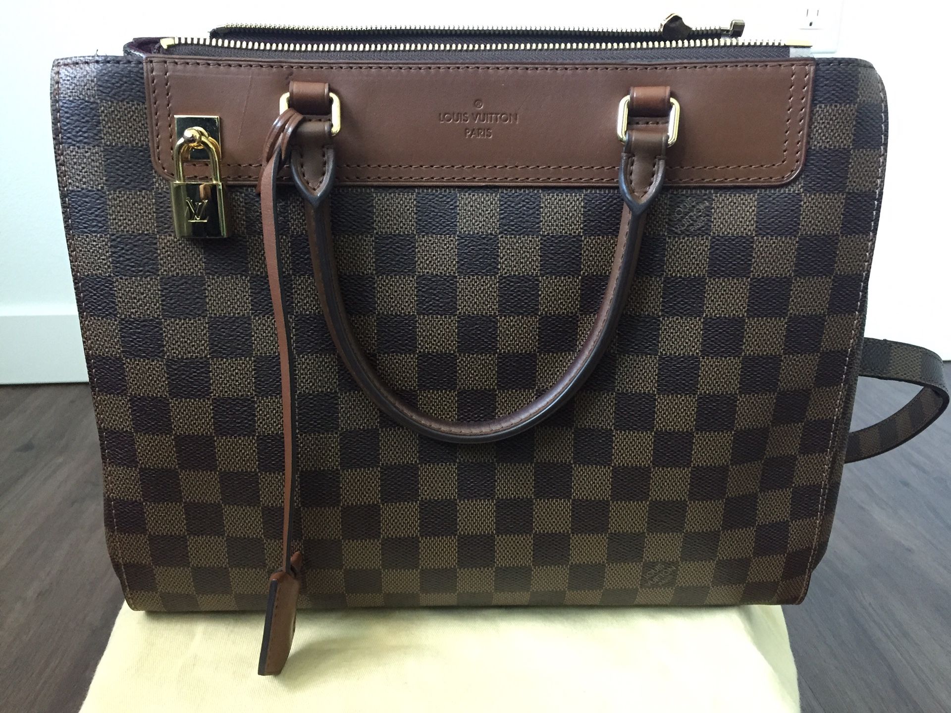 LOUIS VUITTON Damier Canvas Greenwich Bag