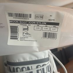 Moon boots 