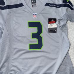 Large Woman Seahawks Jersey 