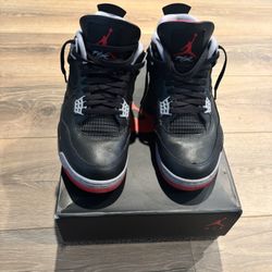 Air Jordan Retro Bred 4