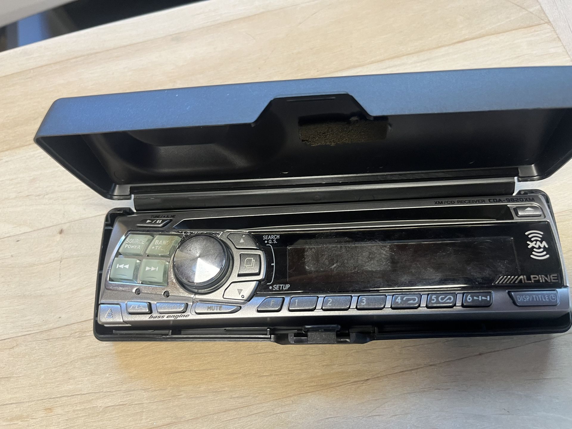 Alpine  CDA-9820XM  CD receiver with built-in XM Radio for car, UTV removable face with case