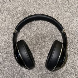 Beats Studio Bluetooth Wireless Headphones 