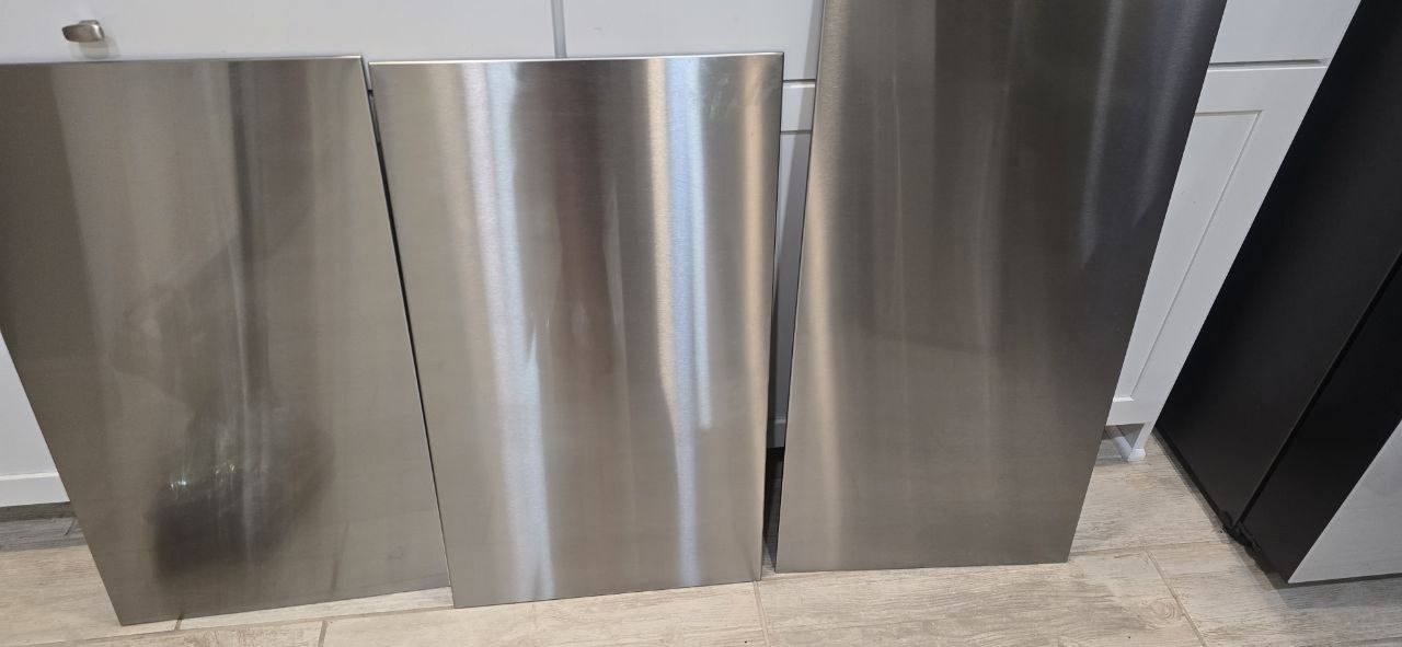 Bespoke 4-Door Flex  Refrigerator Panel in  Stainless Steel 