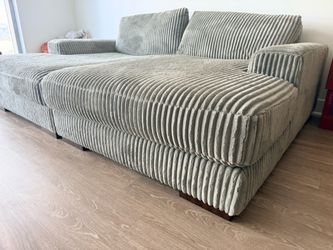Lindyn super Chaise Sectional Sofa Couch