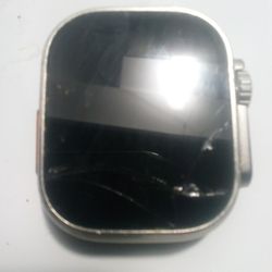 Apple I Watch Ultra Cracked Front Glass