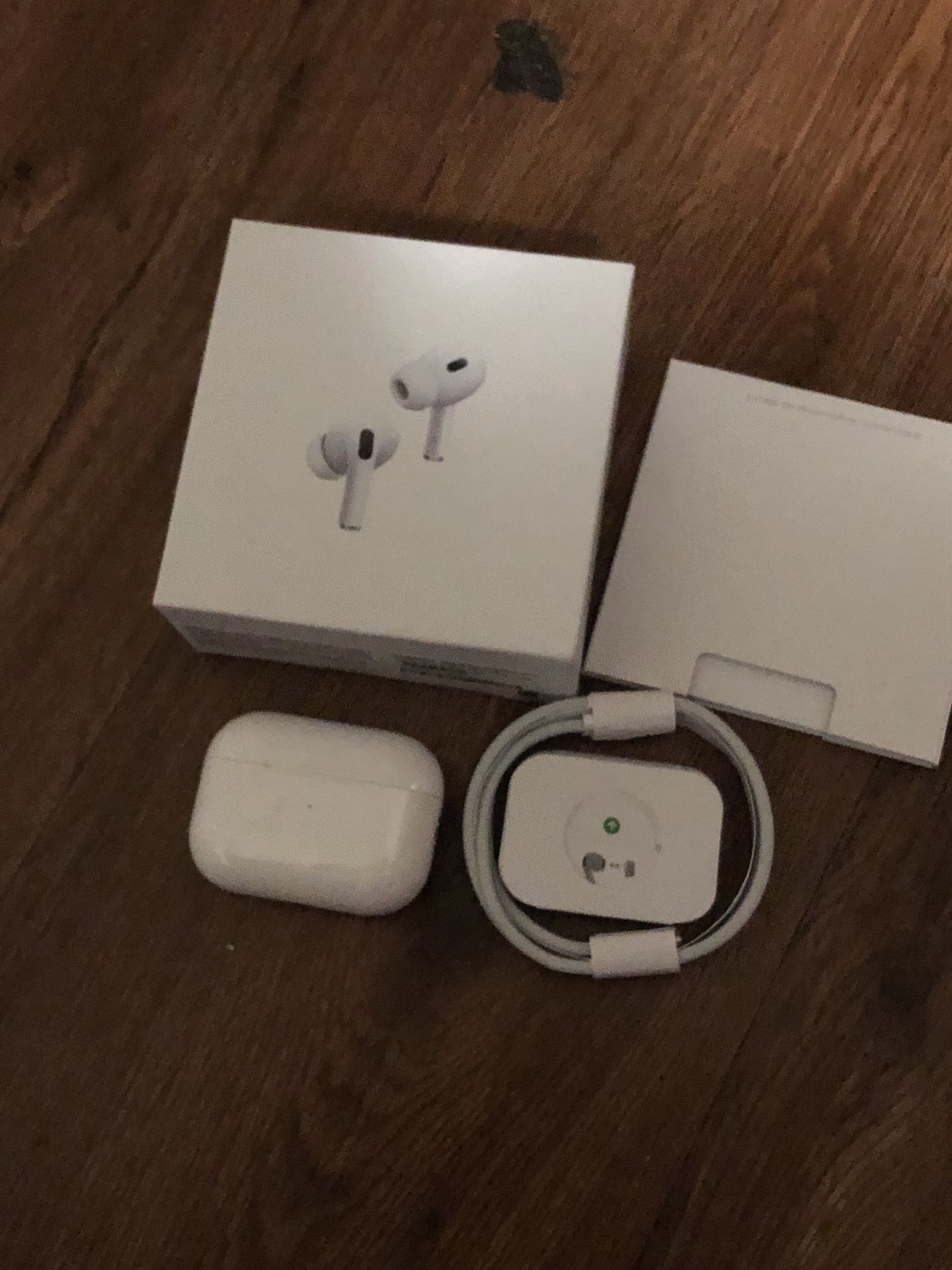 Apple,color White