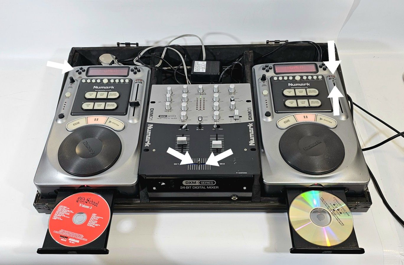 Numark Axis 8 Professional DJ CD Players & Numark DXM01 Mixer In Hard Case.