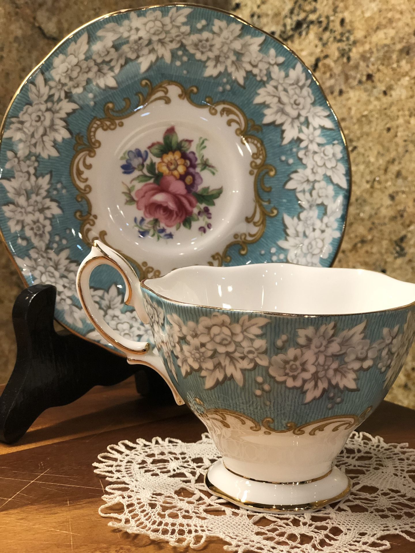 Vintage Royal Albert Enchantment tea cup & saucer