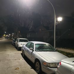 2002 Ford Crown Victoria