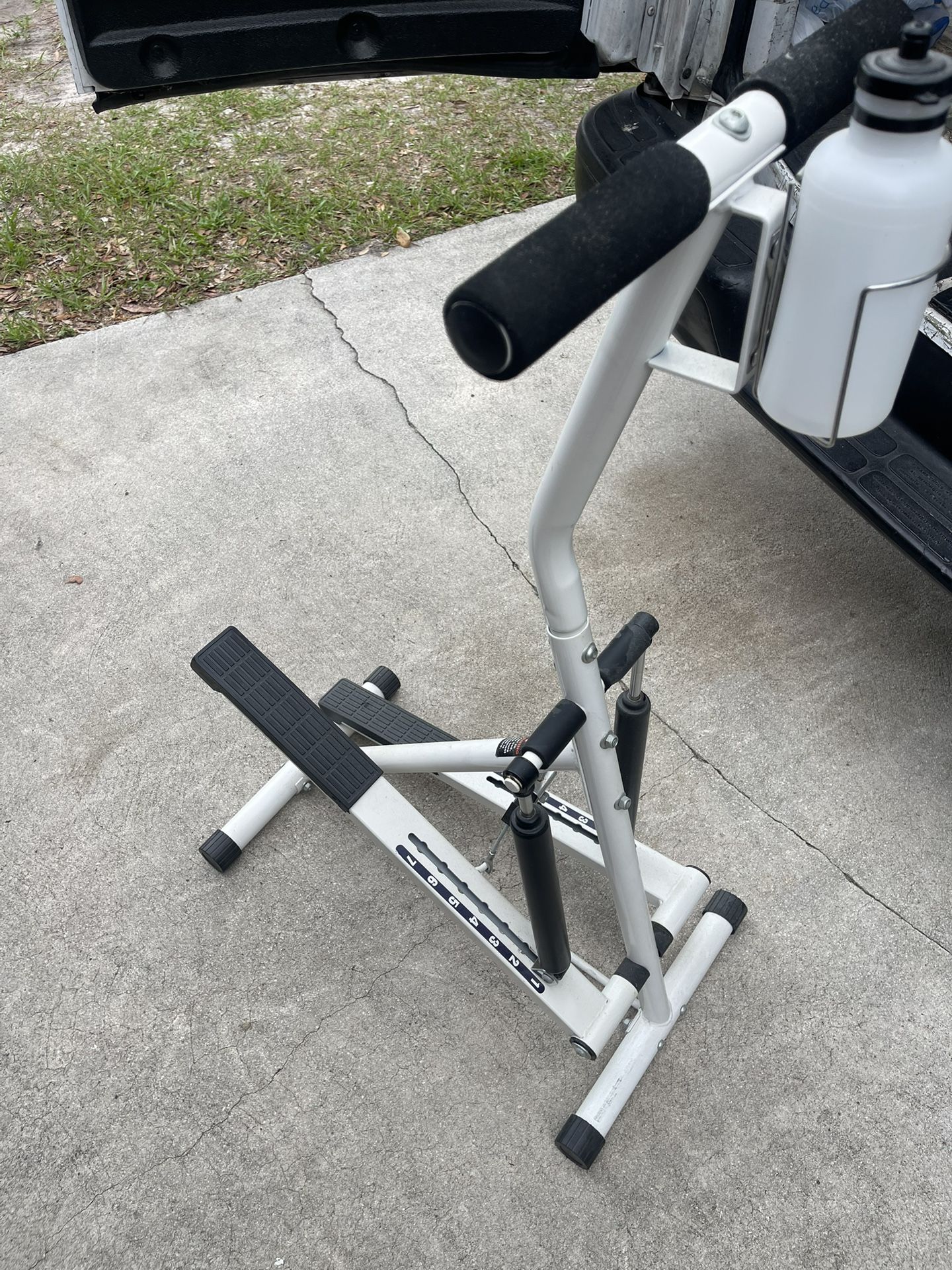 Lower Body Manual Workout Equipment