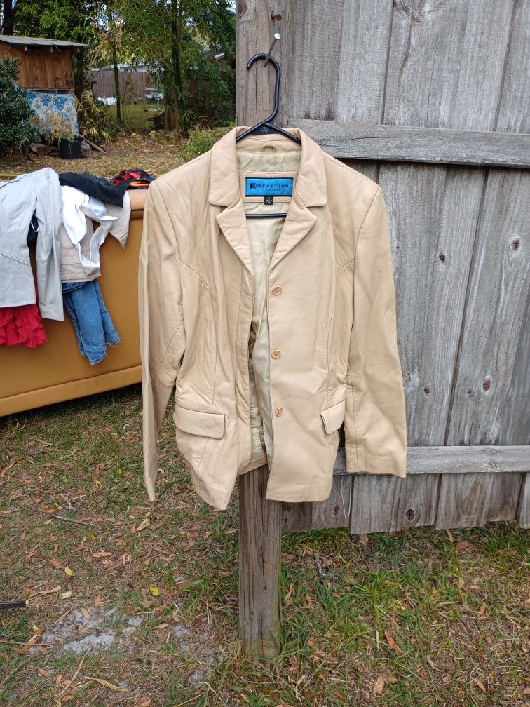 Women's Medium Soft Leather Jacket