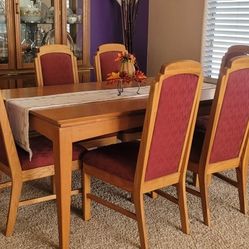 OAK Dining Set With Leaf and 6 Chairs