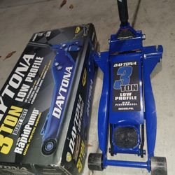 Daytona 3 ton low profile floor jack with RAPID PUMP