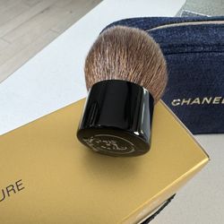 Chanel Makeup Brush