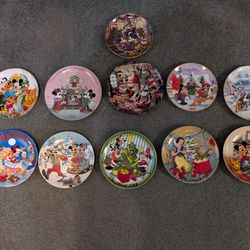 Disney Christmas plates