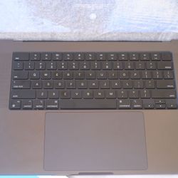MacBook Pro M3 Max 16 Inch Space Black 36GB RAM 1TB SSD Excellent