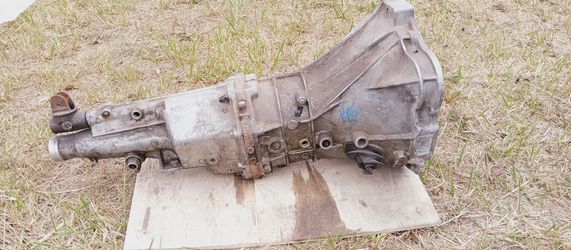 Datsun 720 5-speed transmission