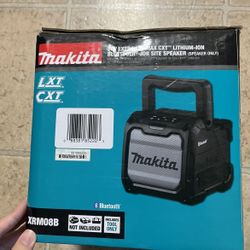 Makita Bluetooth Job Site Speaker 