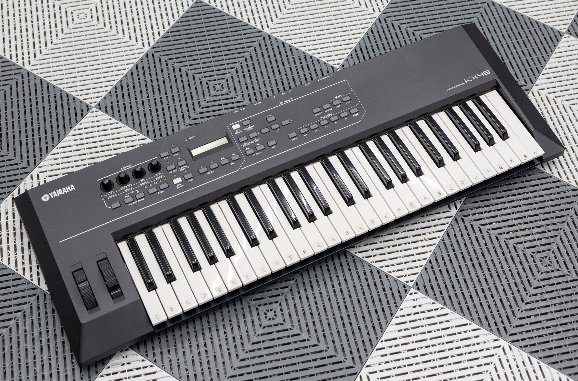 Yamaha MIDI KX49 Keyboard