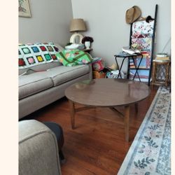 Mersman MCM Round Coffee Table