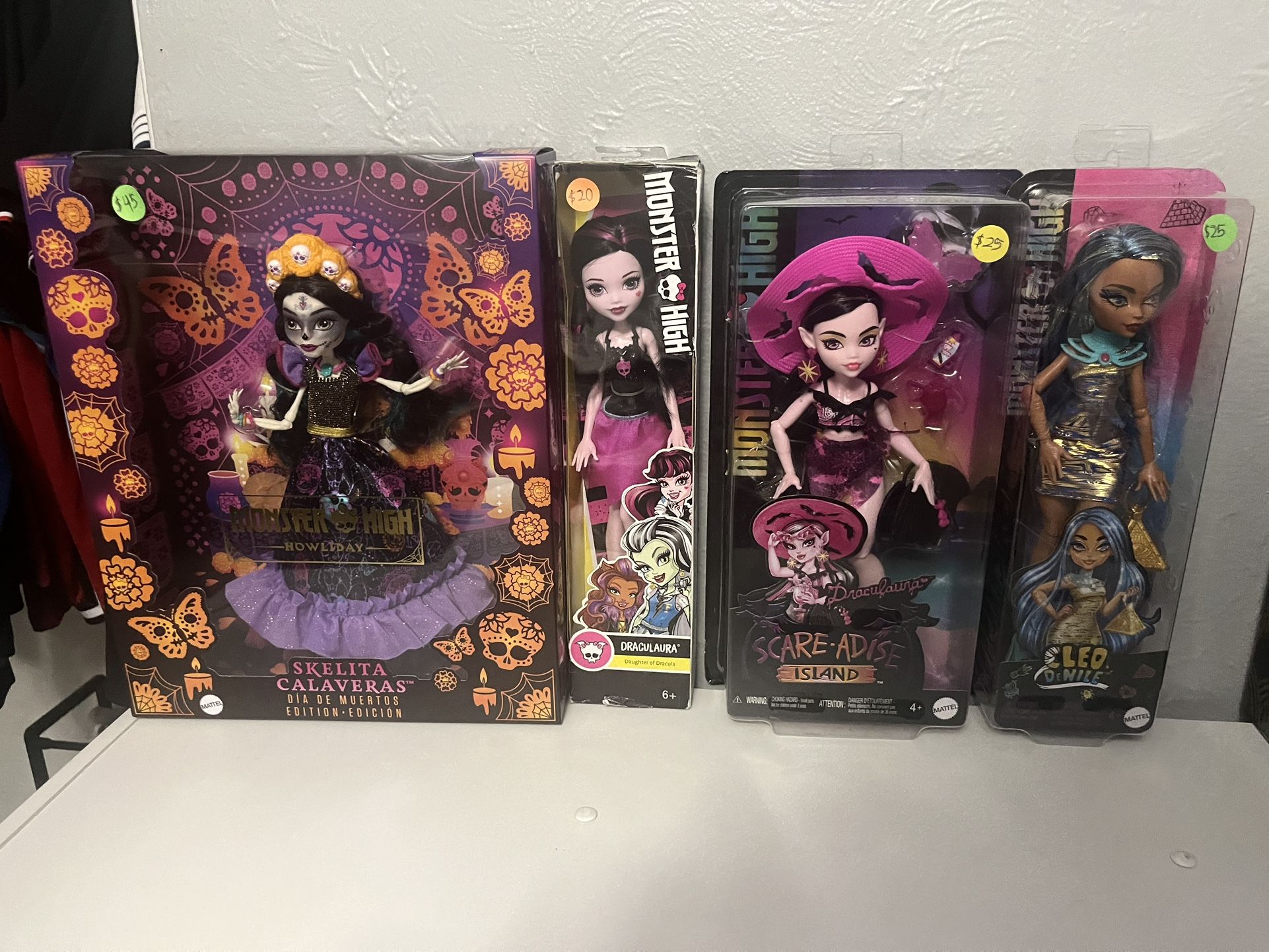 Monster High Dolls NIB