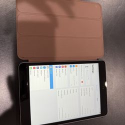 Apple iPad Mini 2 Space Gray 16gb WiFi Only With  Case 