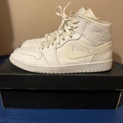 All White Jordan 1