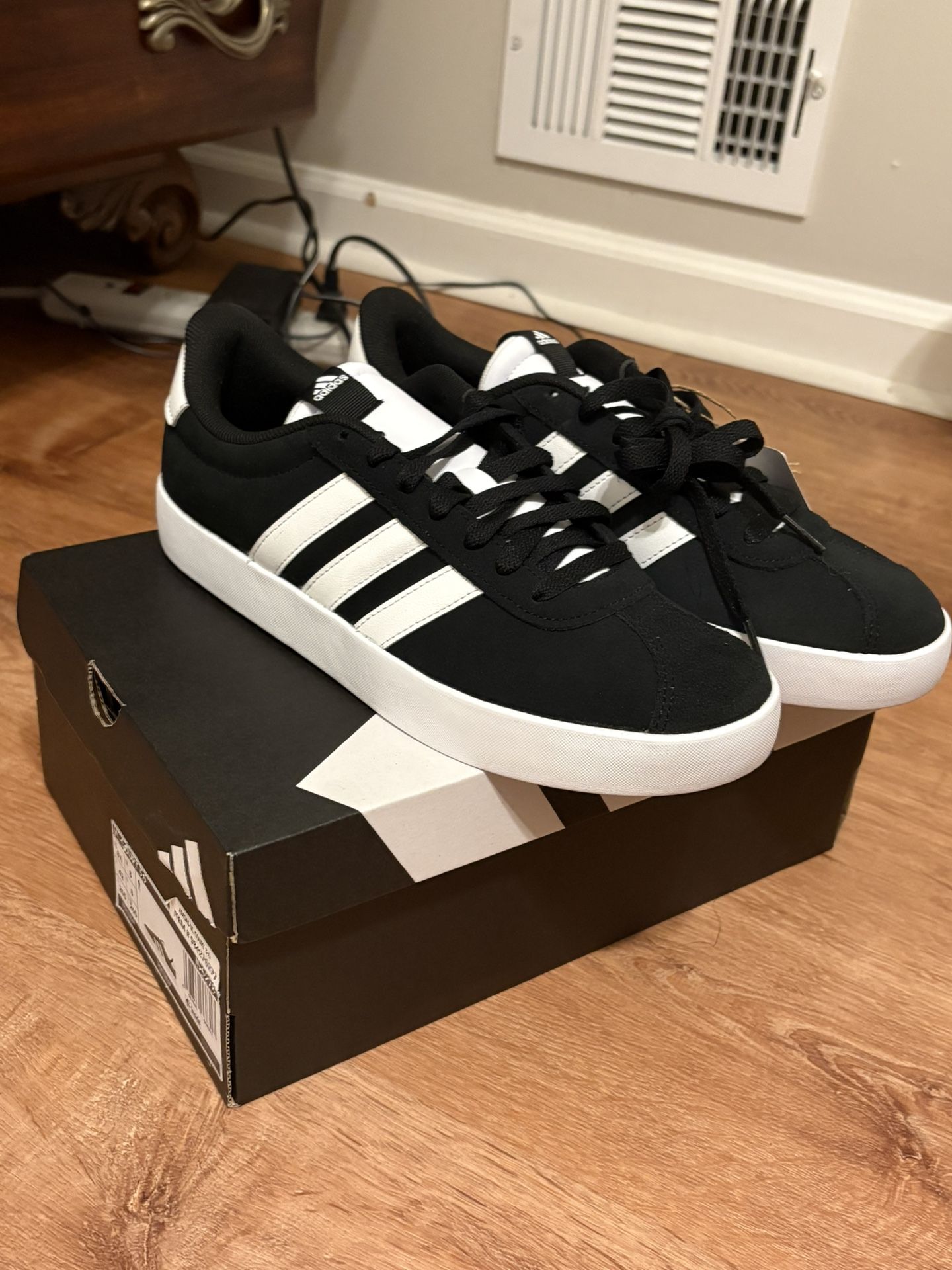 Adidas VL Court 3.0