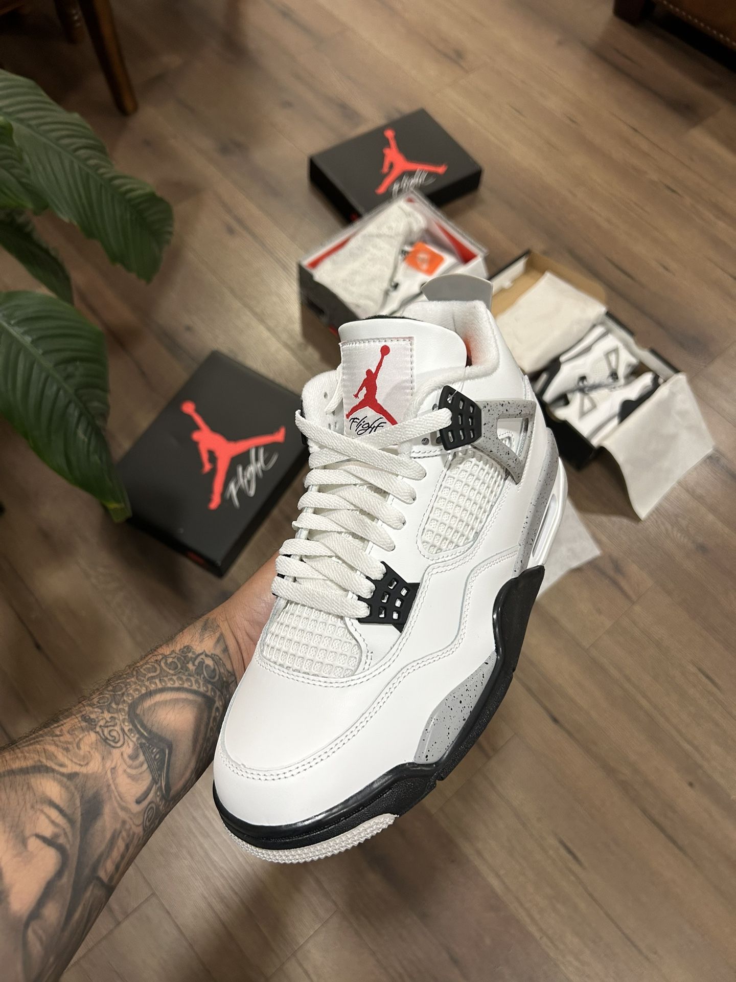 White Cement 4’s Jordan 