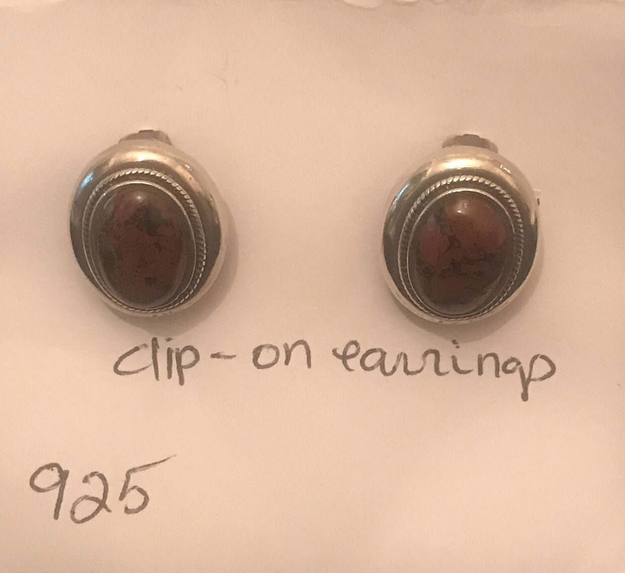 Vtg. 925 Sterling Silver Tiger’s Eye Clip on Earrings 1/2” x 1/2”