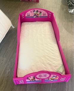 Micky kid bed/bed frame