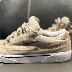 Vintage Nike Shoes GTS Sneakers Blue And Beige Size 8 Mens Lightly Used