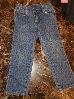 2t girls jeans w/cheeta print crazy8 brand